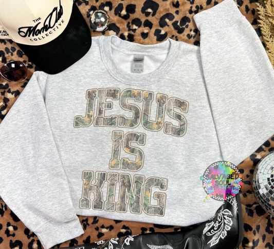 Camo JESUS IS KING