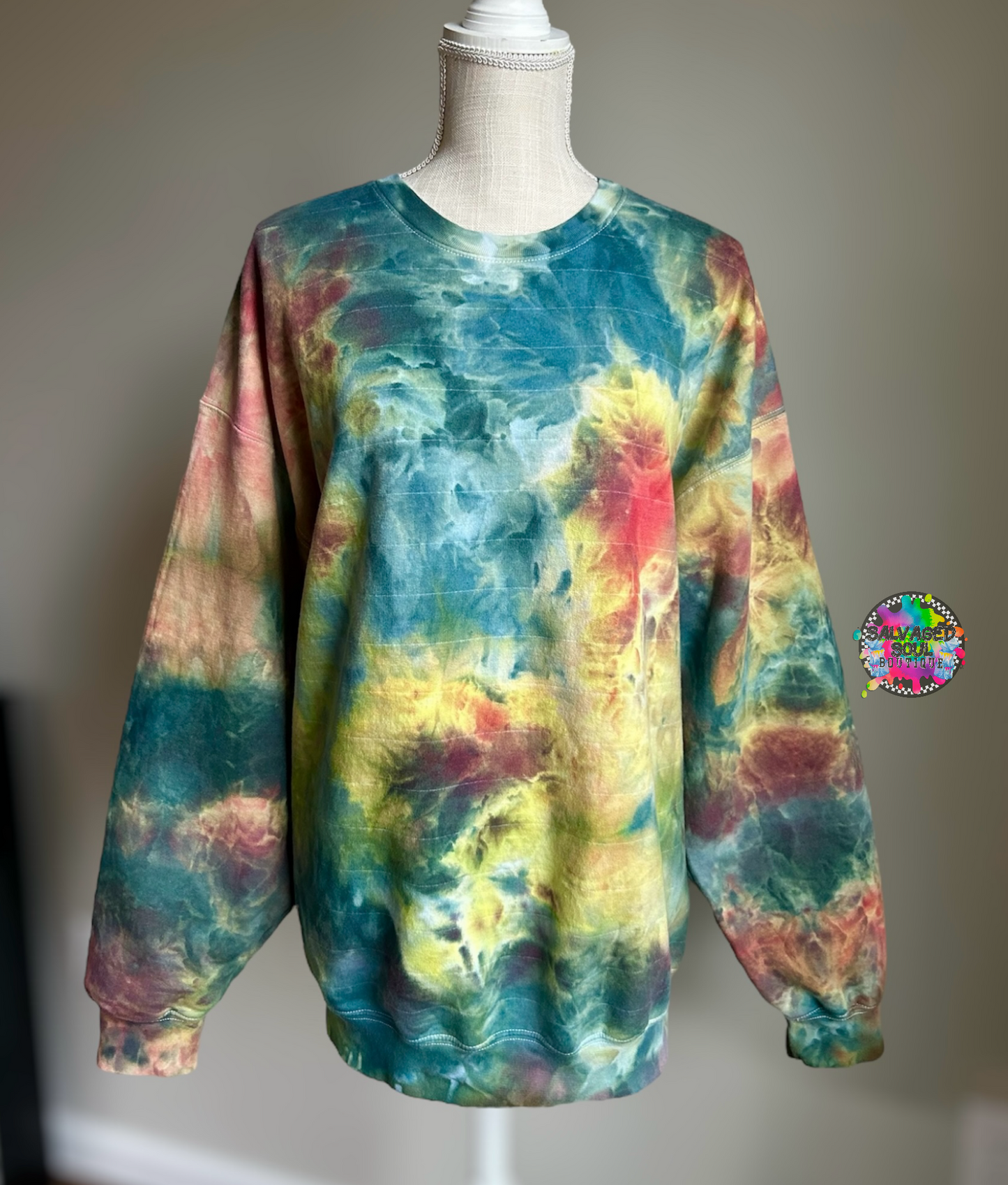 MISFIT Crewneck 001